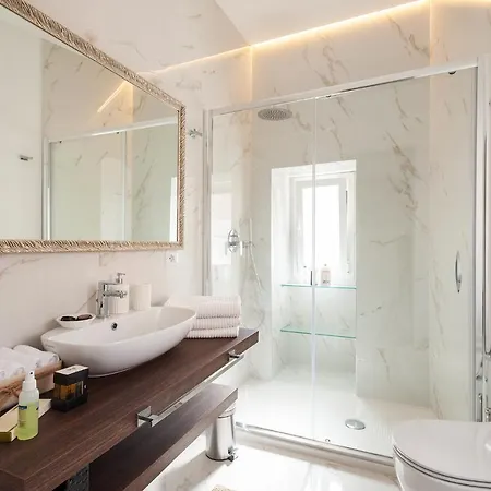 Porta Piccola Luxury Гостьовий будинок