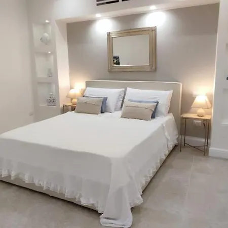 招待所 Porta Piccola Luxury 巴里